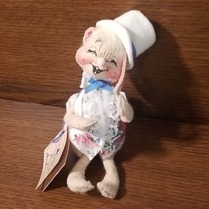 1993 Annalee Easter parade bunny